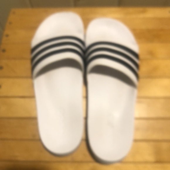 Mens size 12 adidas slides - Picture 6 of 6